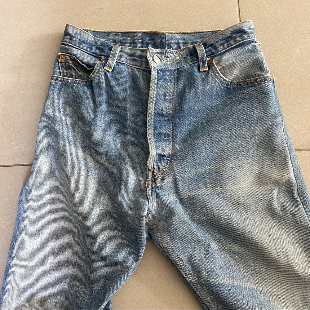 Re/done butt rip Levi’s